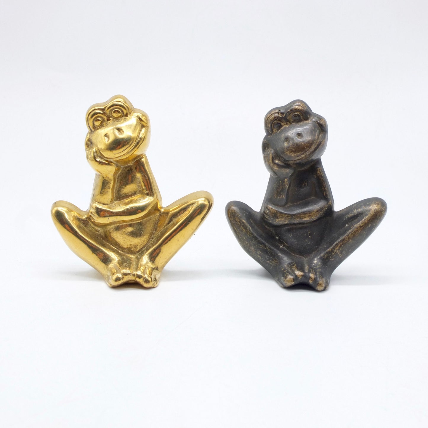 Vintage Brass Frog, Frog lovers, Frog figurine, Metal Frog, vintage frog