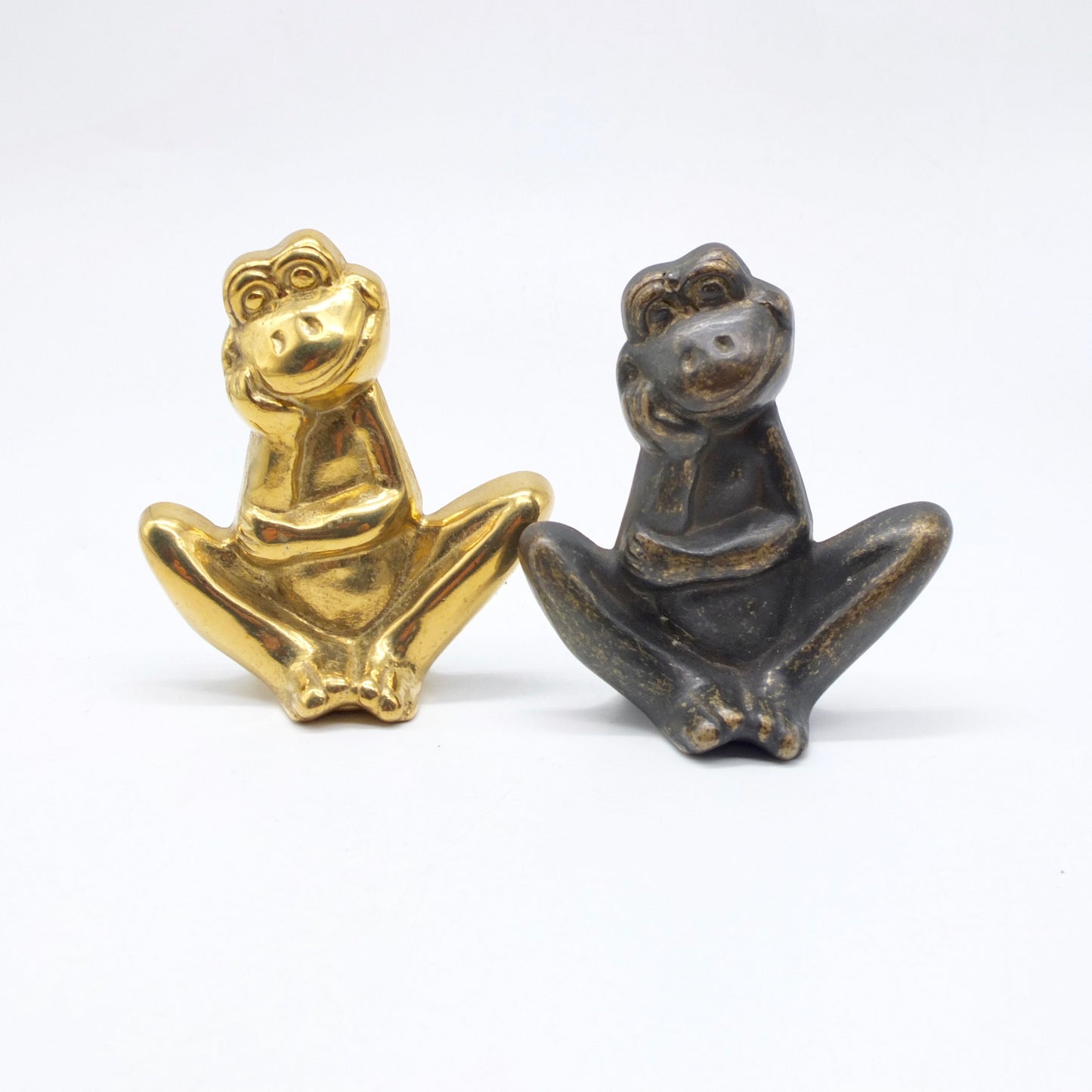 Vintage Brass Frog, Frog lovers, Frog figurine, Metal Frog, vintage frog